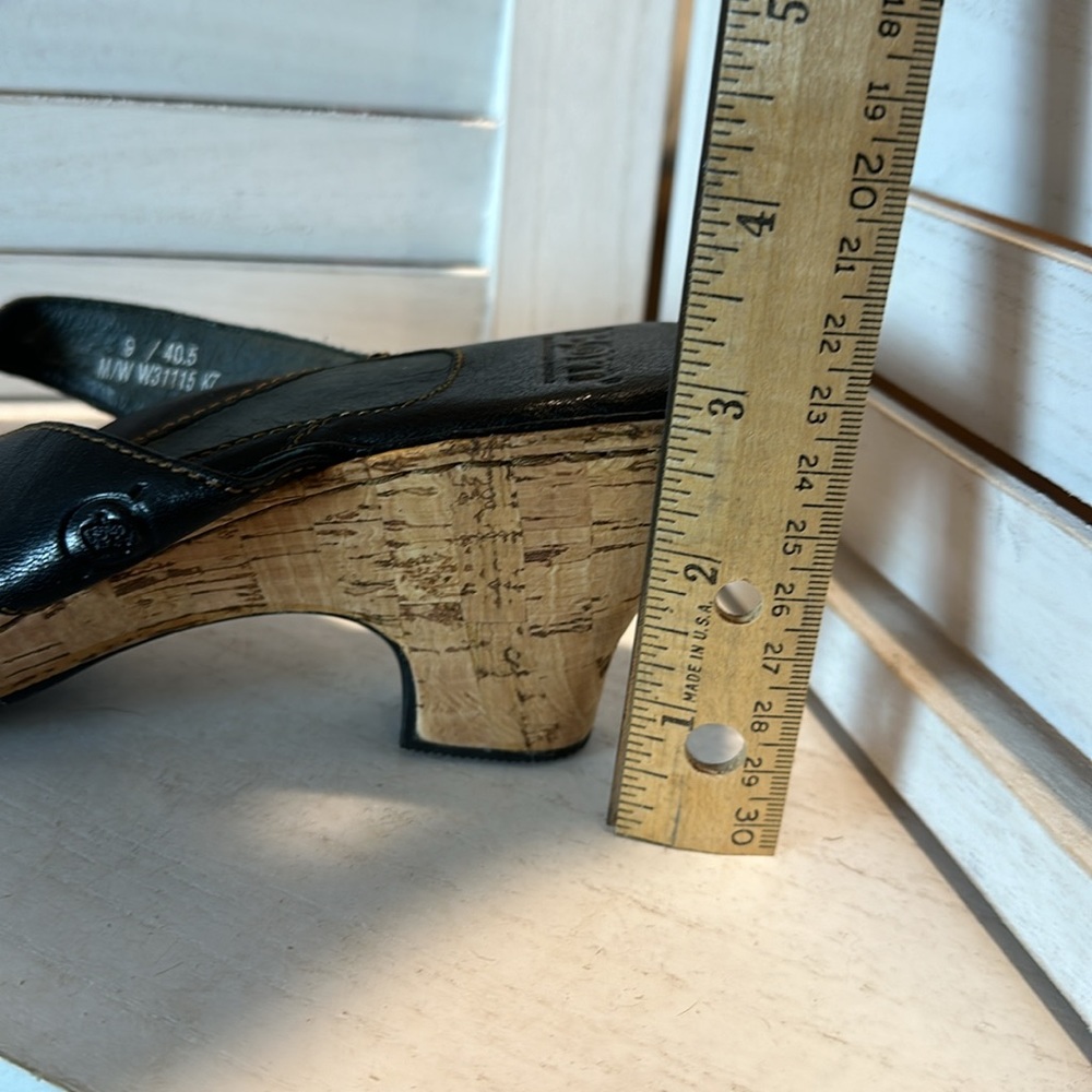 Born Black Leather and Cork Sandals - Picture 7 of 7